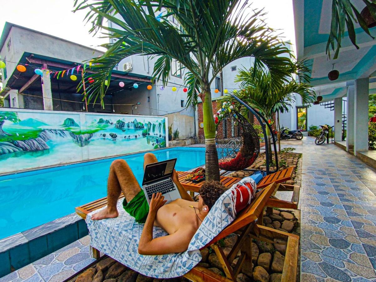 Yolo Pool Bar Villas & Garden Restaurant Фонгня Екстер'єр фото
